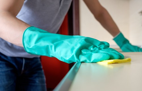 Customer agreement and governing law terms for carpet cleaning services